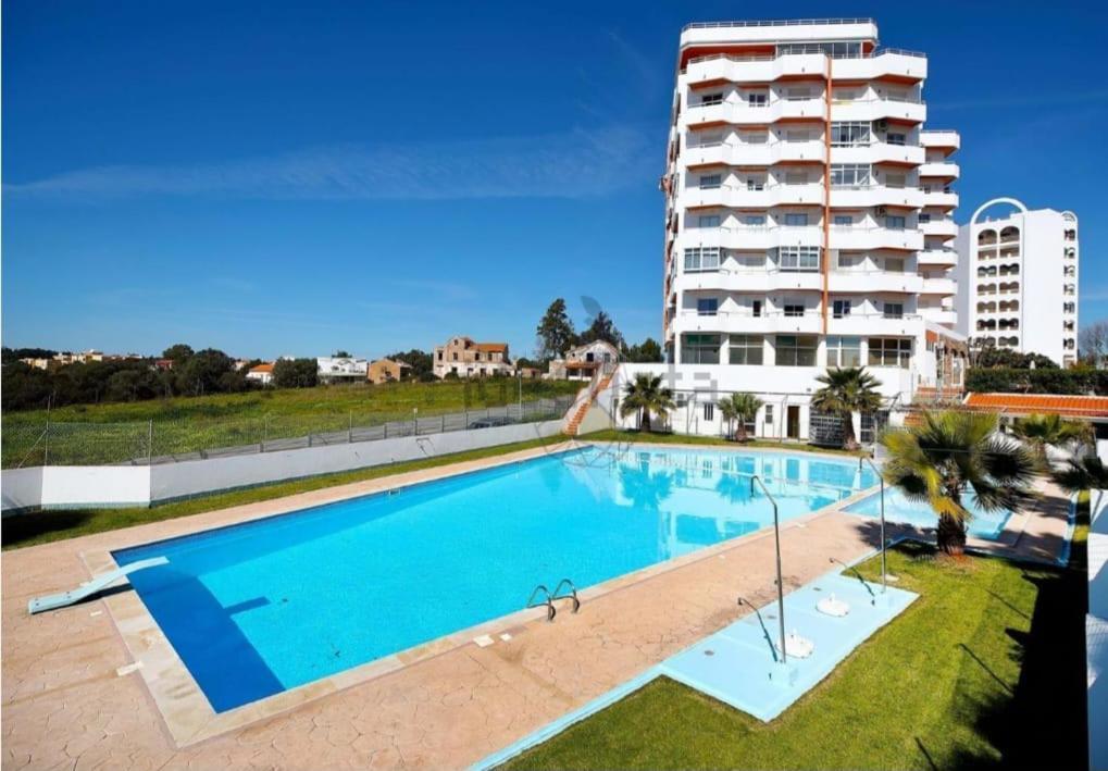 Edificio Vaumar piscina com ar condicionado Portimão Exterior foto
